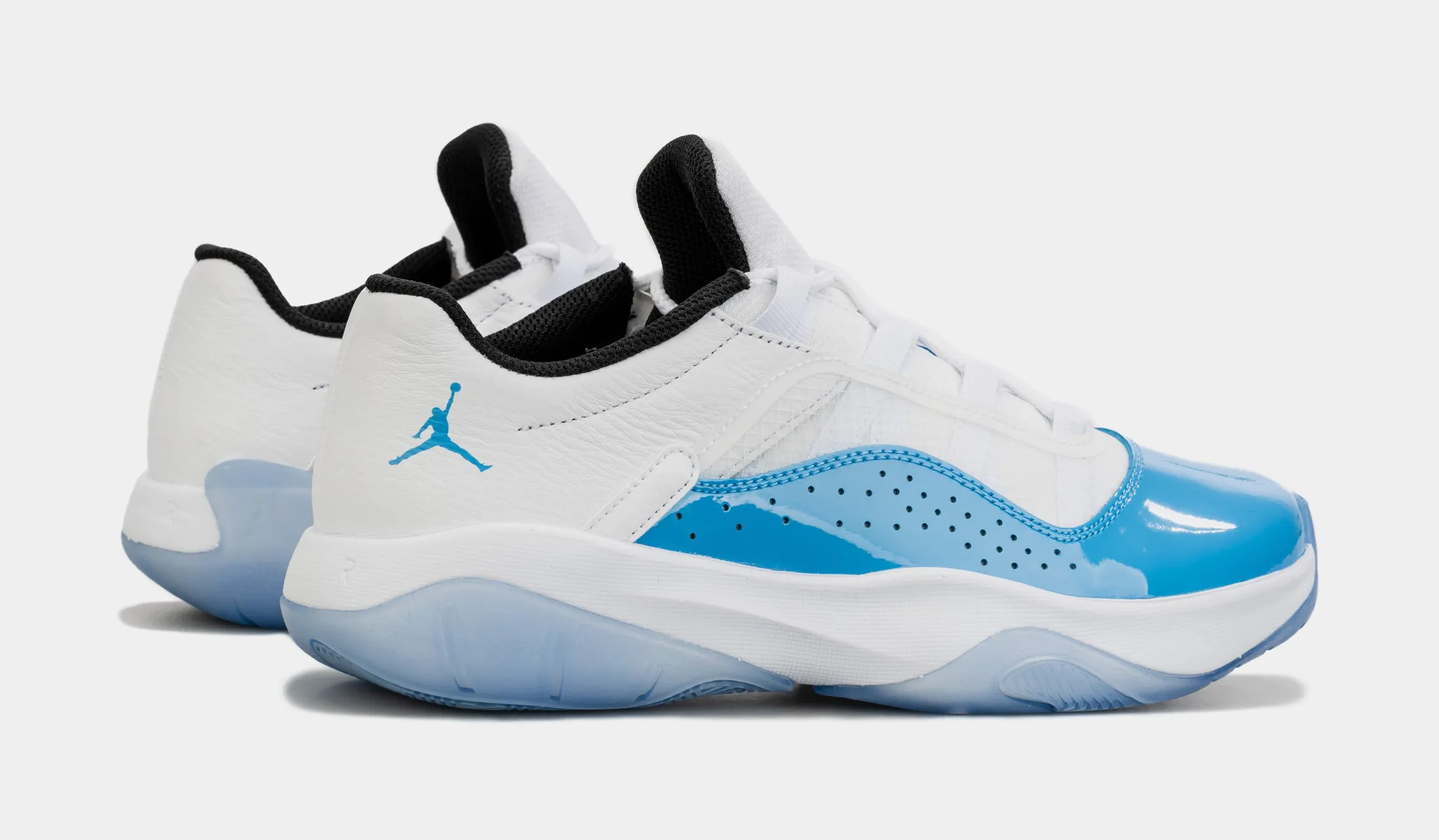 Air Jordan 11 CMFT Low Mens Basketball Shoes (White/Blue)