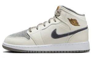 Jordan Air Jordan 1 Basketball Women, Grey/Navy